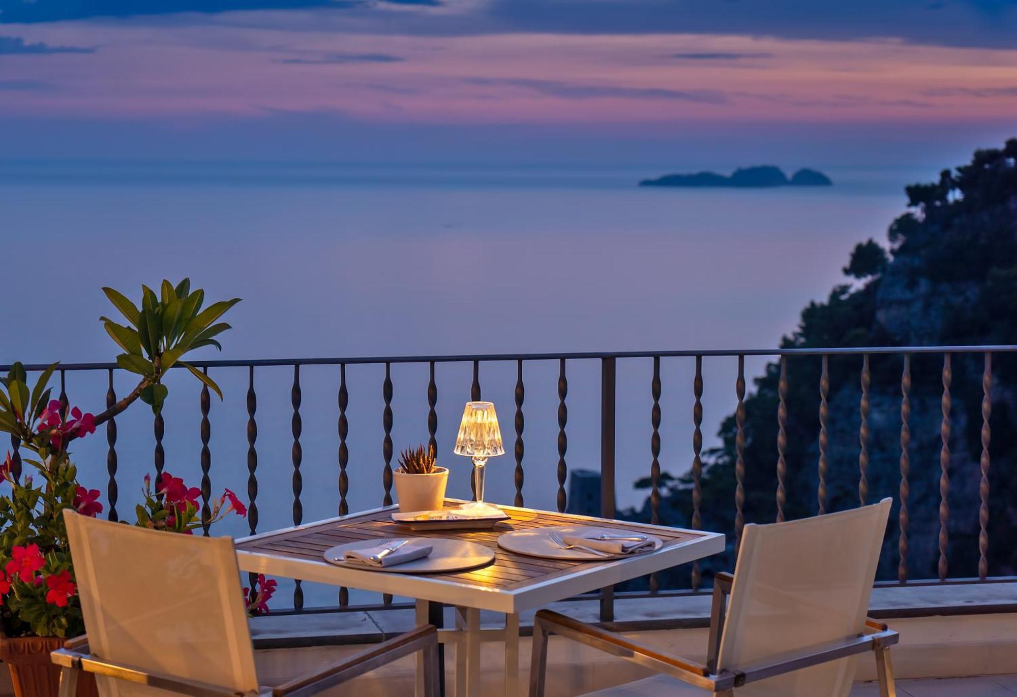 Hotel Punta Regina Positano Exterior foto